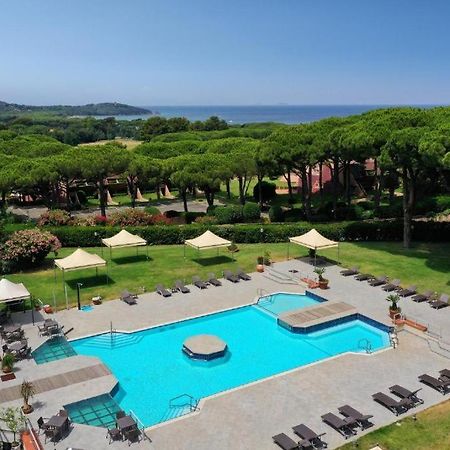 Appartamento 4 Posti Letto N 238 Presso Residence Golf Hotel Punta Ala Exterior foto